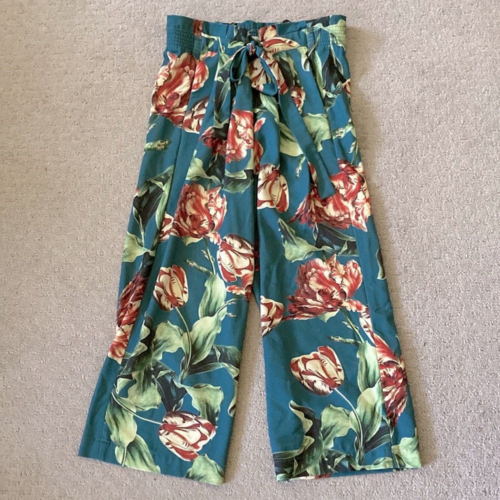 Anthropologie PATBO Botanica floral crop trousers, US 2.